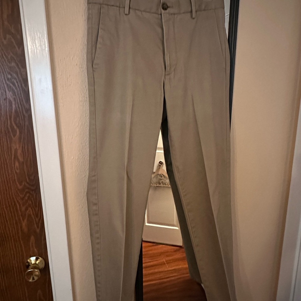 Men's Tan Dockers Pants - 31/32 Slim Fit